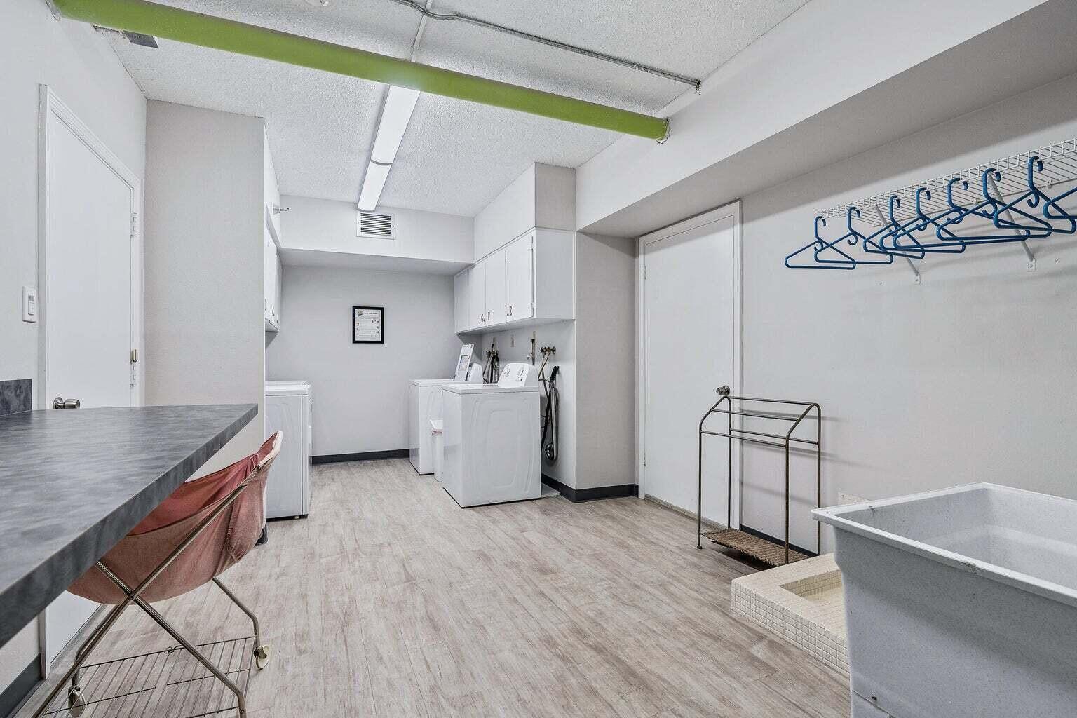 EASTPOINTE CONDO - Residential Lease