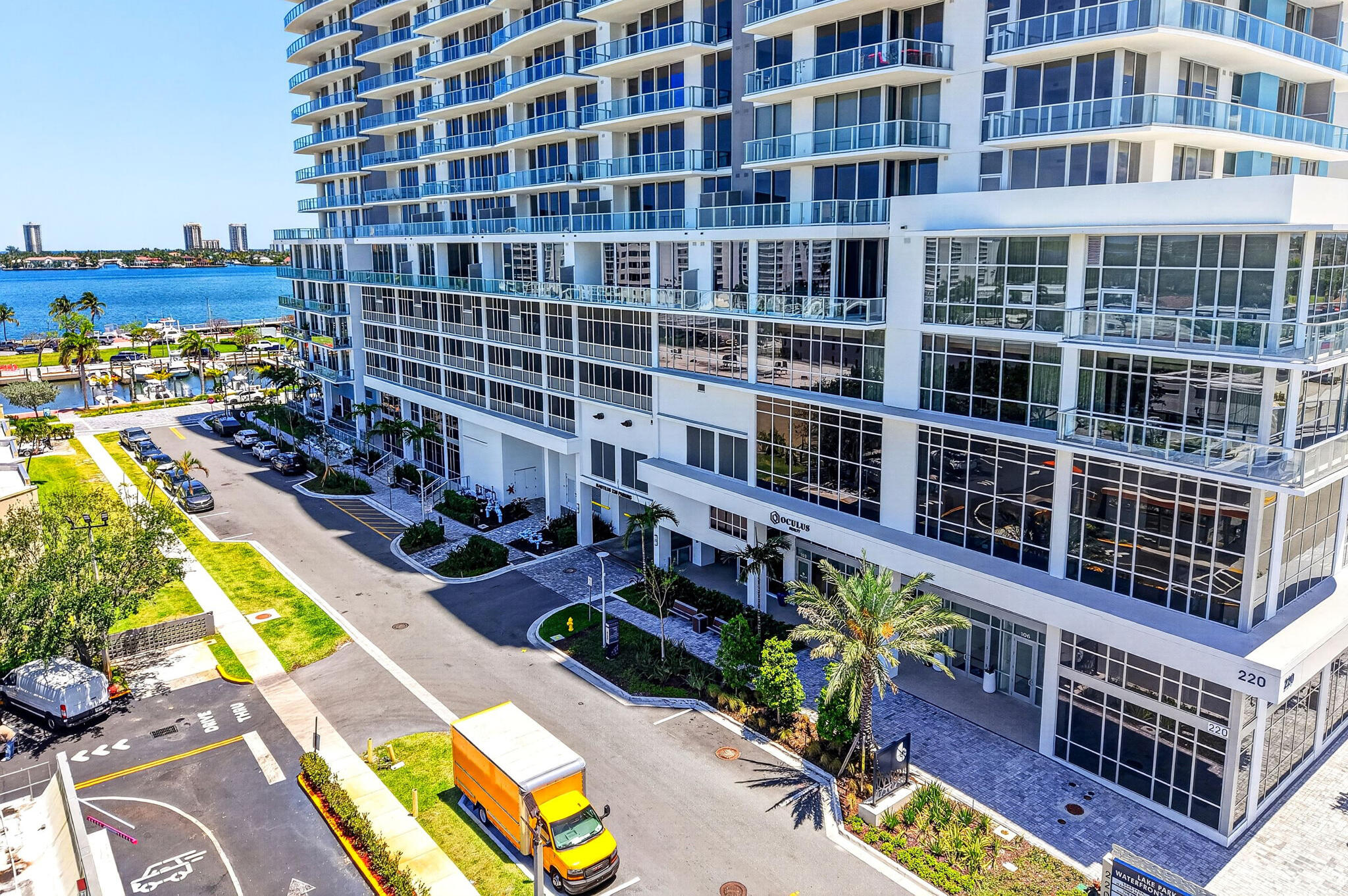 NAUTILUS 220 - South Bldg. - Residential Lease