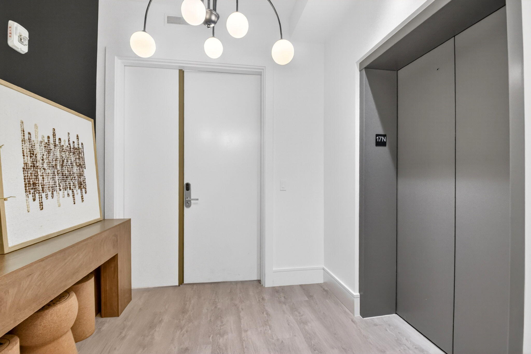 220 Lake Shore Drive 1708