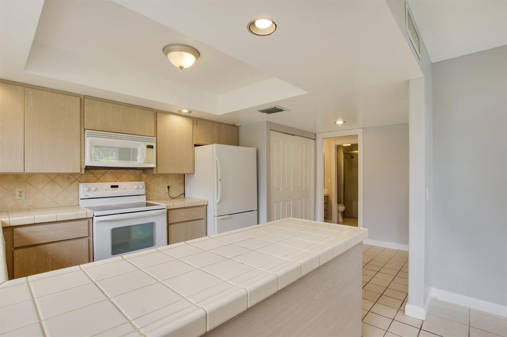 Wellesley at Lake Clarke Shores - Residential