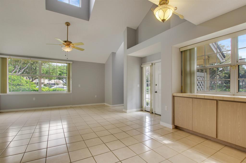 Wellesley at Lake Clarke Shores - Residential