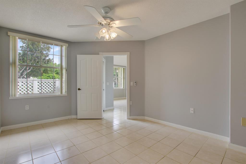 Wellesley at Lake Clarke Shores - Residential