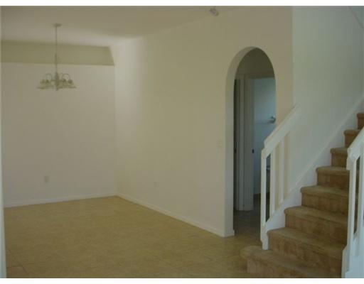 OLYMPIA 1 - Residential Lease