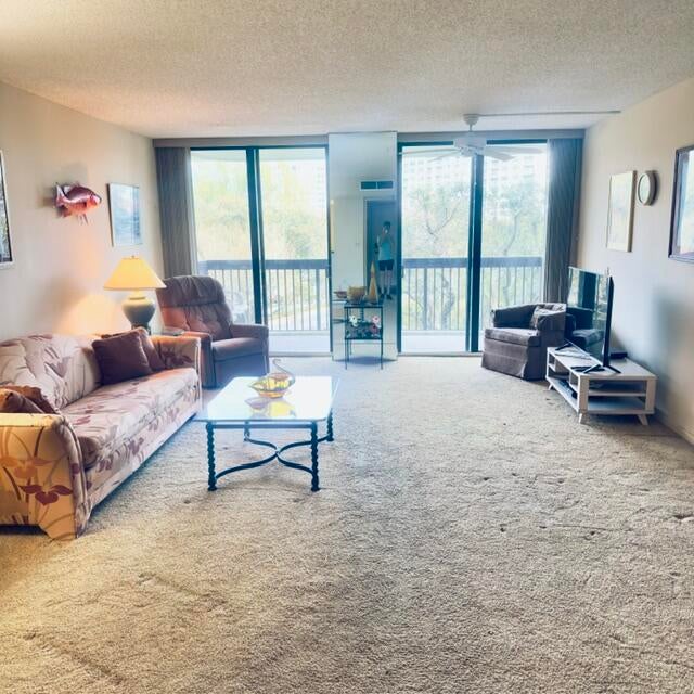 2900 NE 14th Street Causeway 403