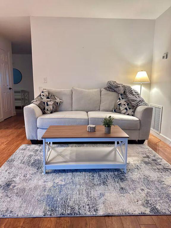 PINECREST SUB UNIT 2 - Residential Lease