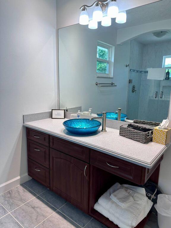 PINECREST SUB UNIT 2 - Residential Lease