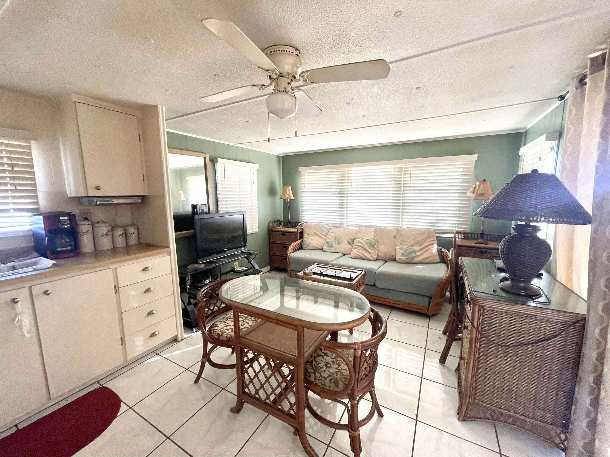 OASIS VILLAGE - Residential