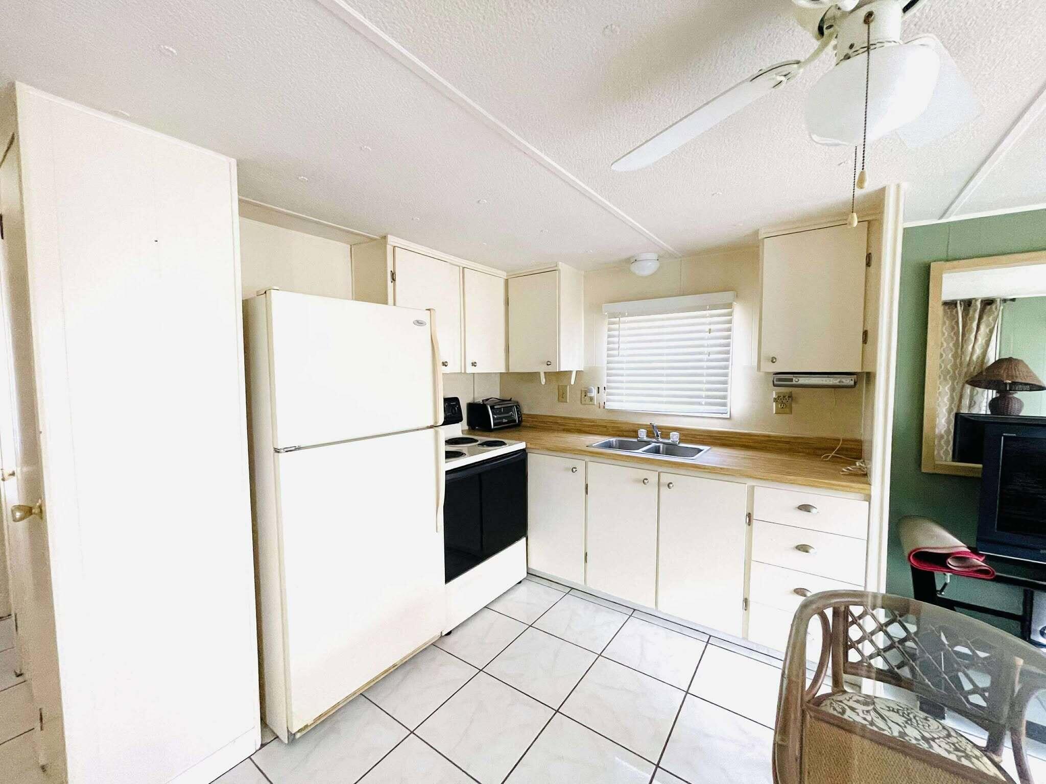 OASIS VILLAGE - Residential