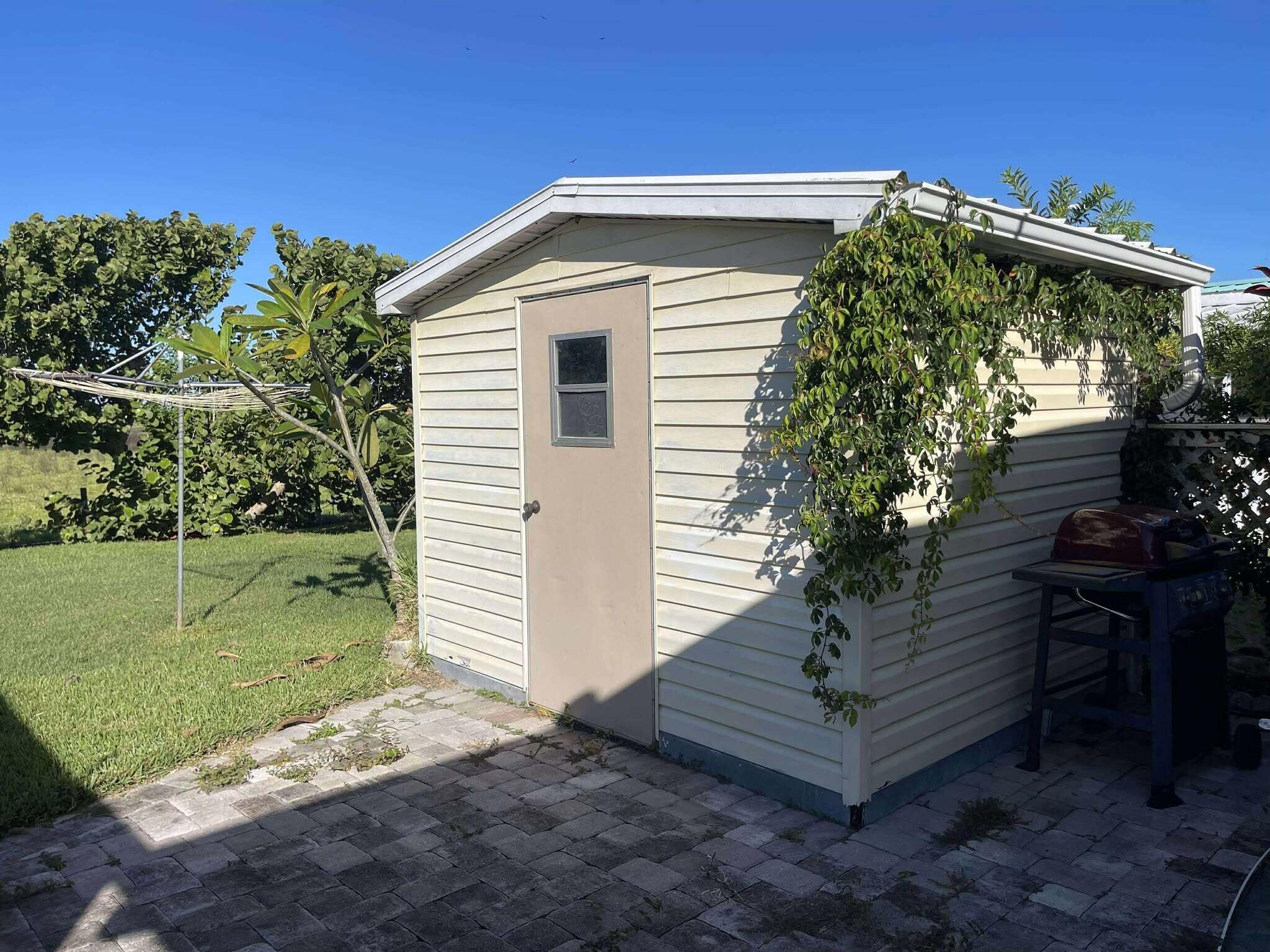 OASIS VILLAGE - Residential