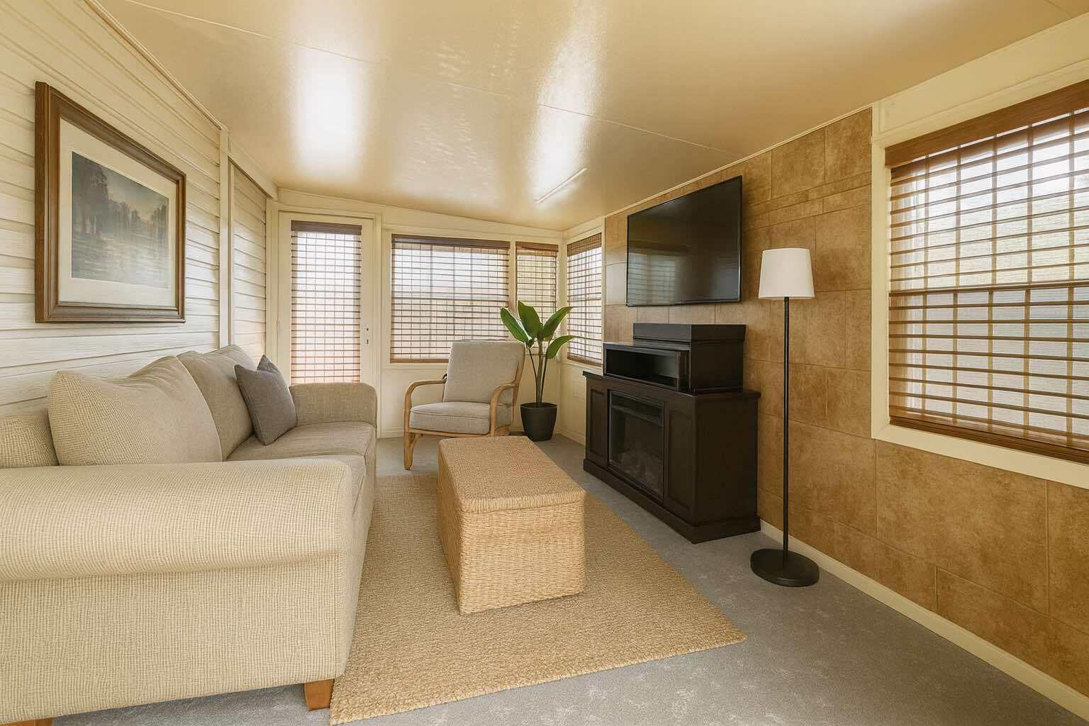 OASIS VILLAGE - Residential