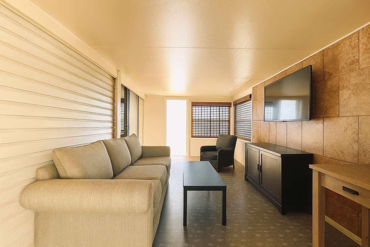 OASIS VILLAGE - Residential