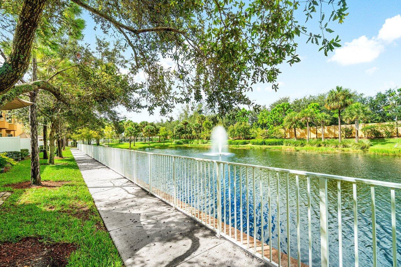 COLONY RESERVE AT LAKE WO - Residential