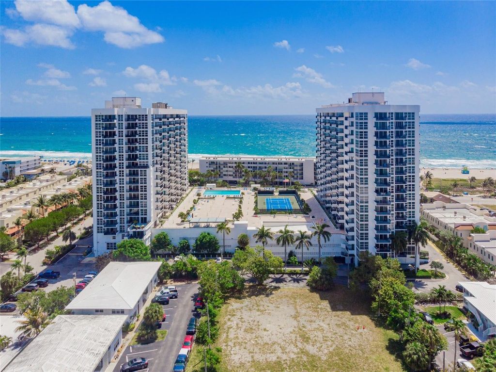 Photo of 531 N Ocean Boulevard #1809, Pompano Beach, FL 33062 (MLS # F10546741)