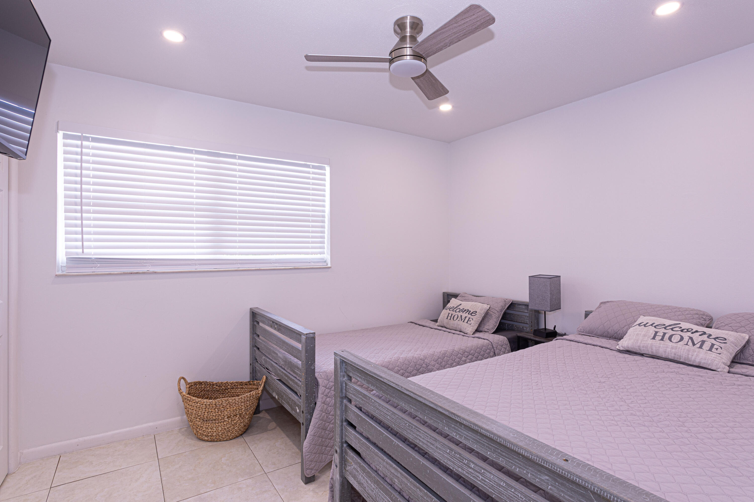 WYNNEWOOD ACRES 6 - Residential