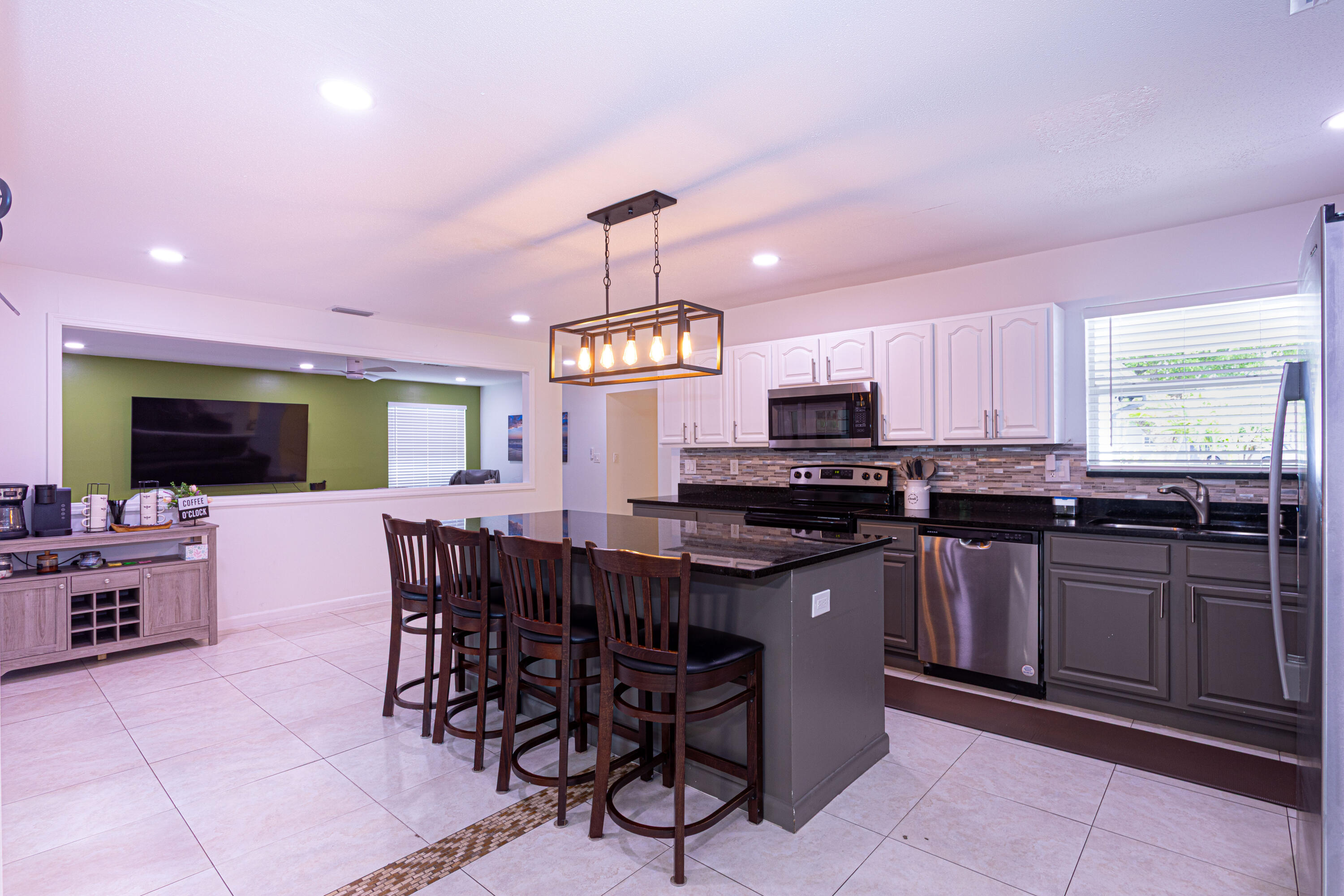 WYNNEWOOD ACRES 6 - Residential