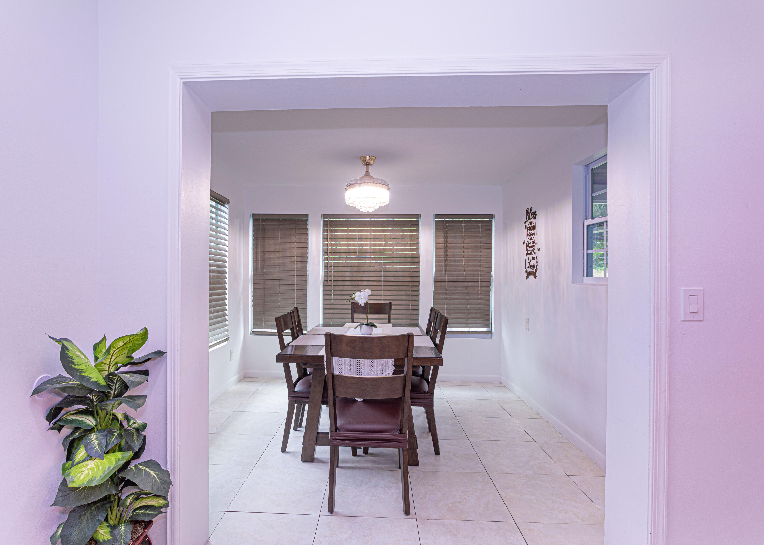 WYNNEWOOD ACRES 6 - Residential