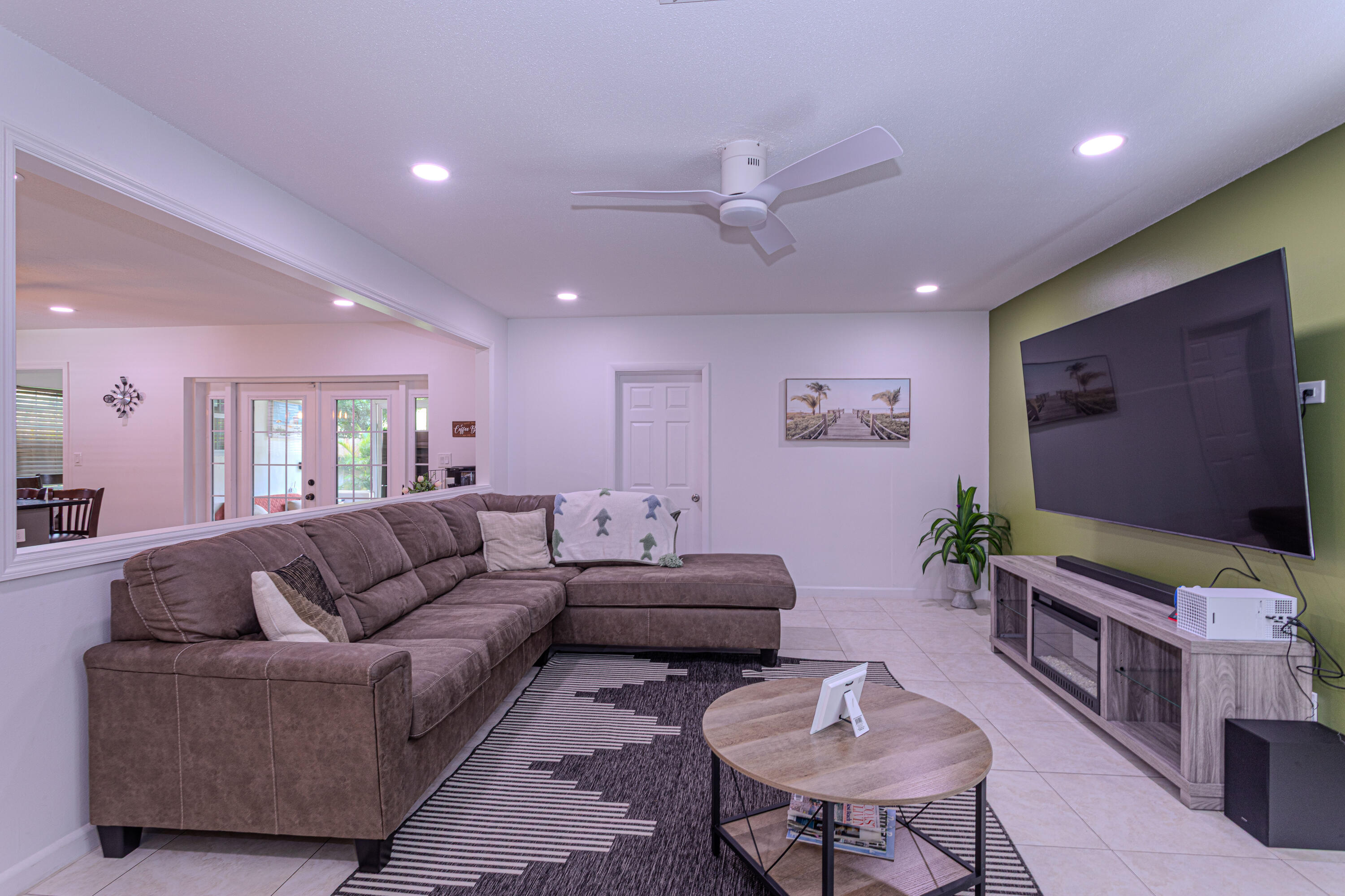 WYNNEWOOD ACRES 6 - Residential