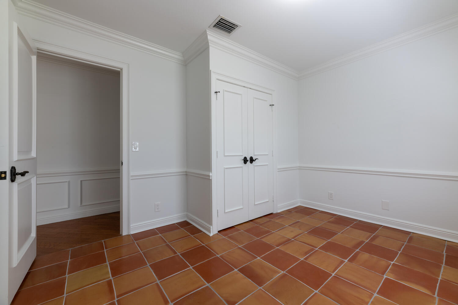 EL ENCANTO - Residential