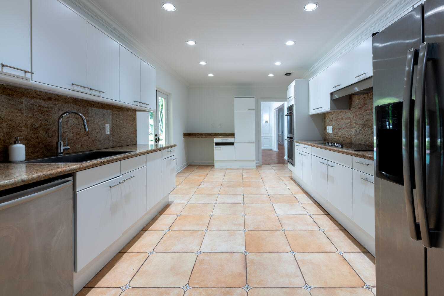 EL ENCANTO - Residential