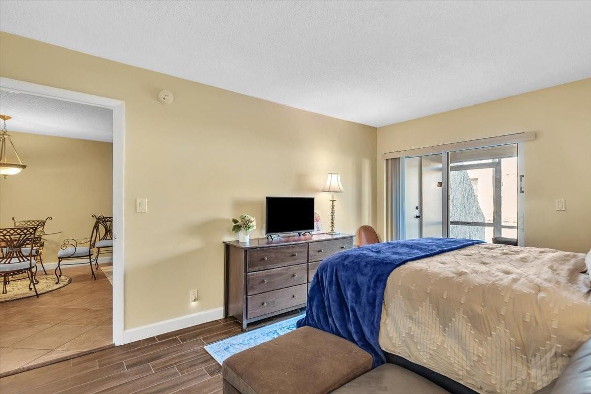 Racquet Club @ Bonaventur - Residential