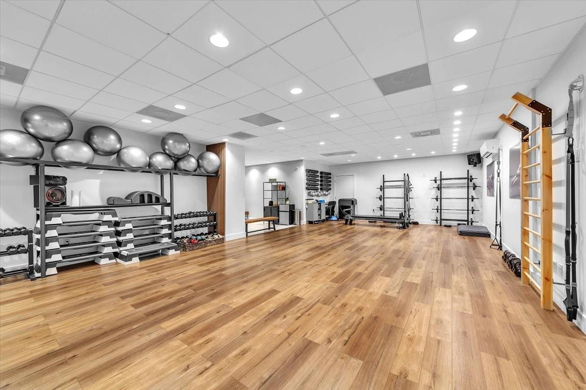 Racquet Club @ Bonaventur - Residential