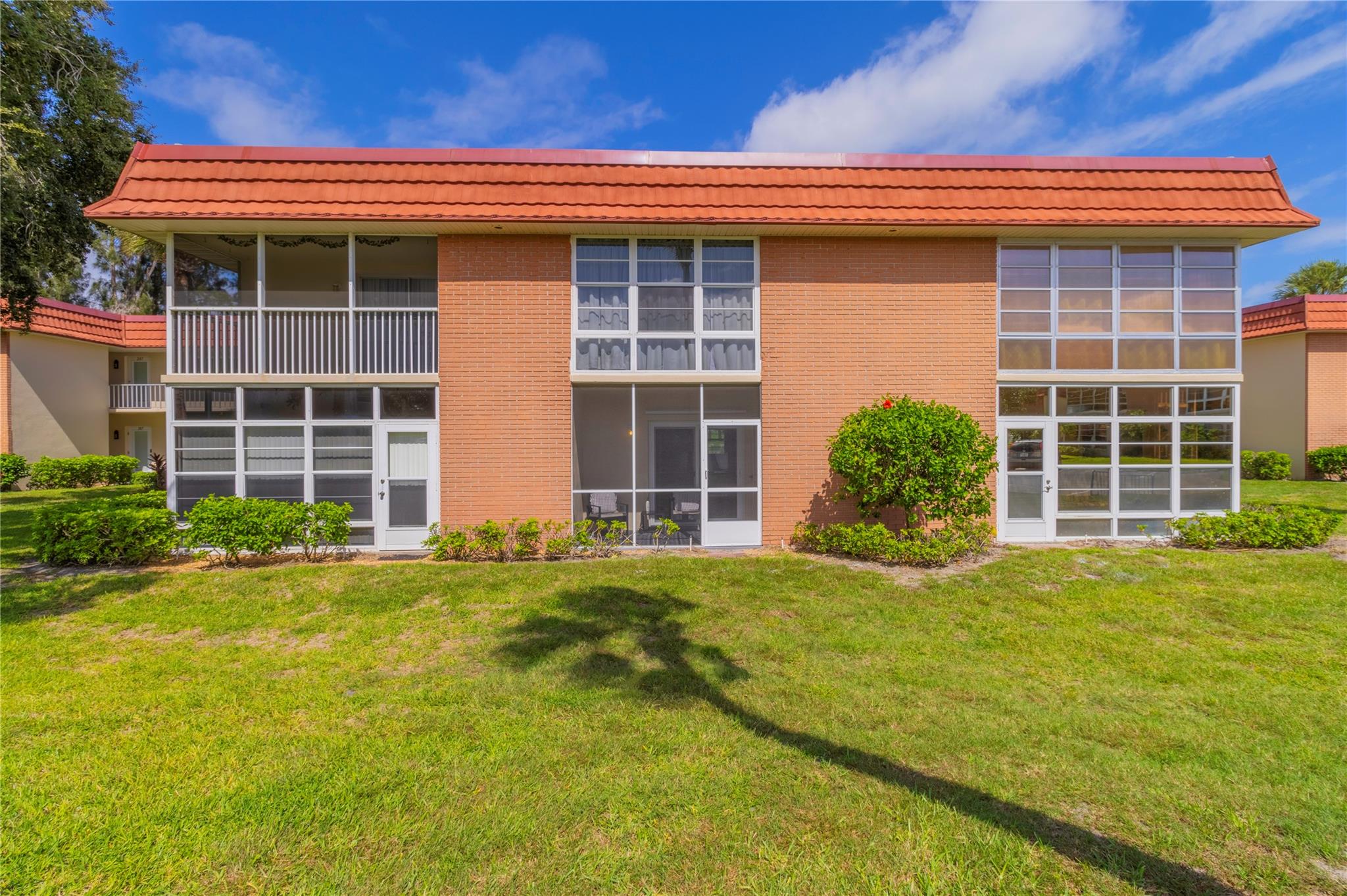 Vista Royale - Residential