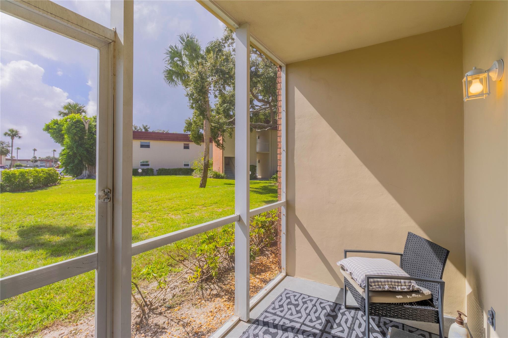 Vista Royale - Residential