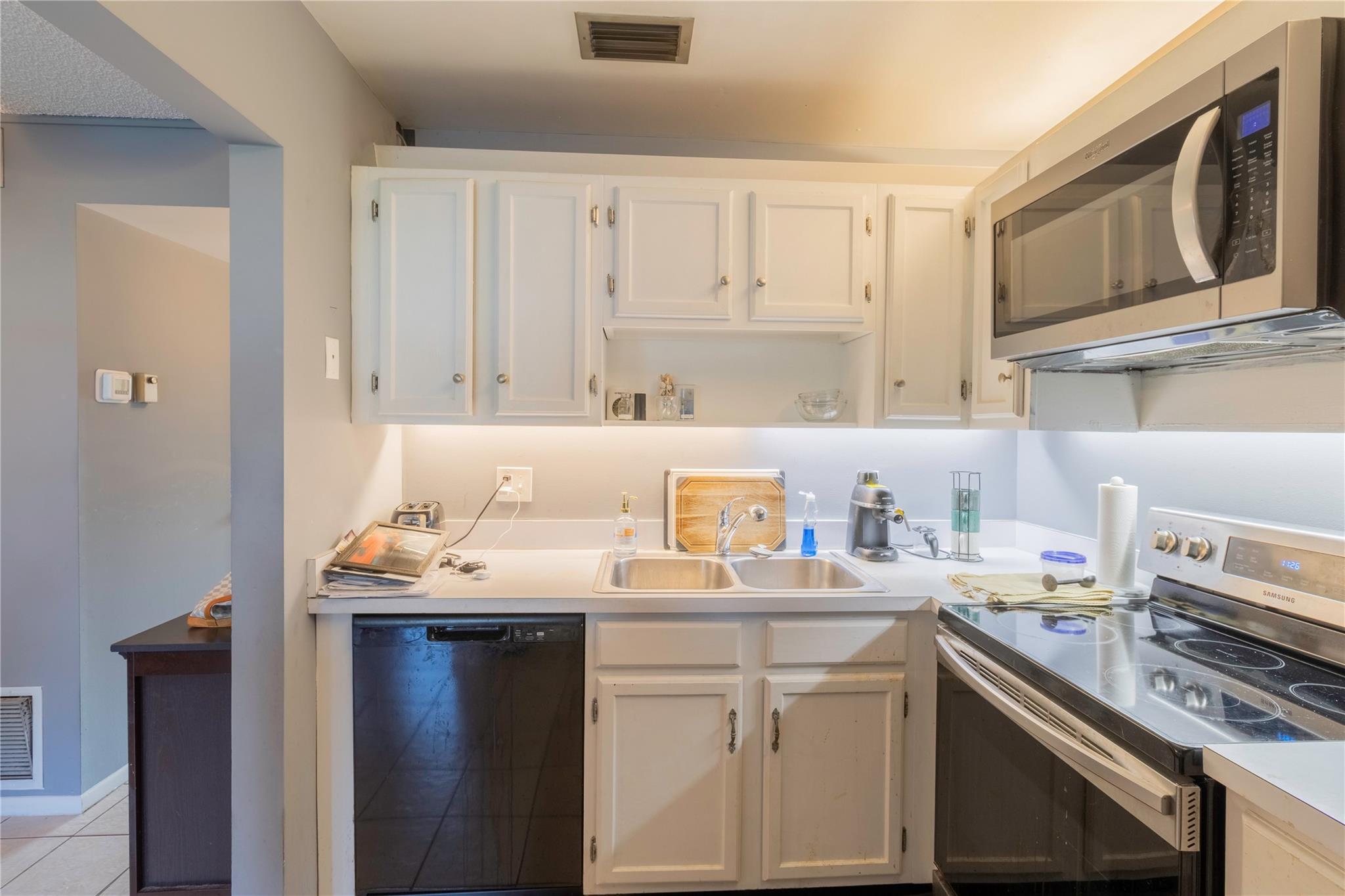 50 S Woodland Dr 104