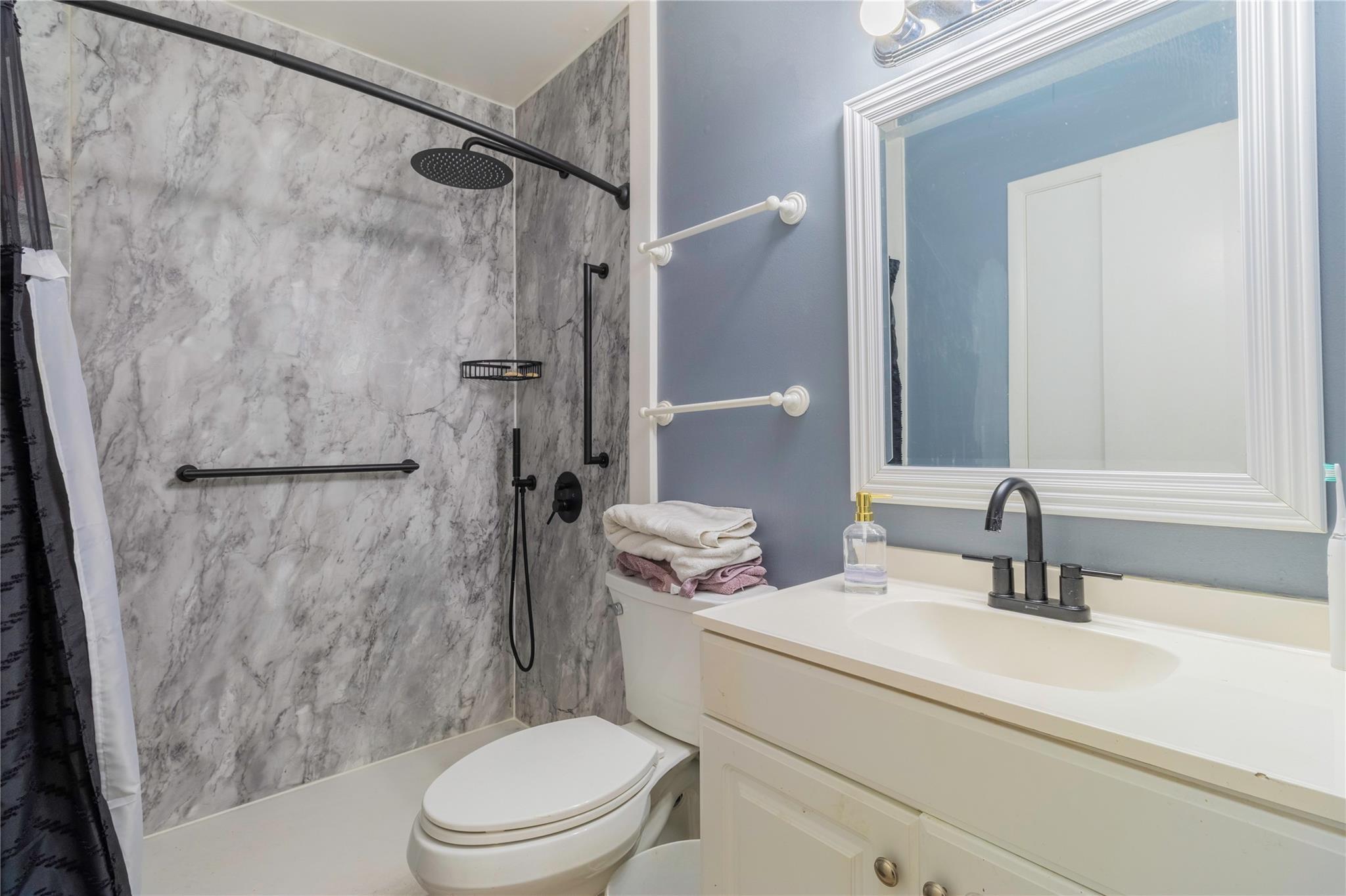 Vista Royale - Residential