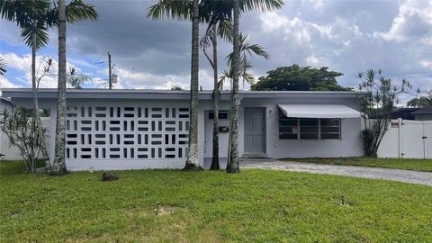 6540 SW 4th Street Pembroke Pines FL 33023