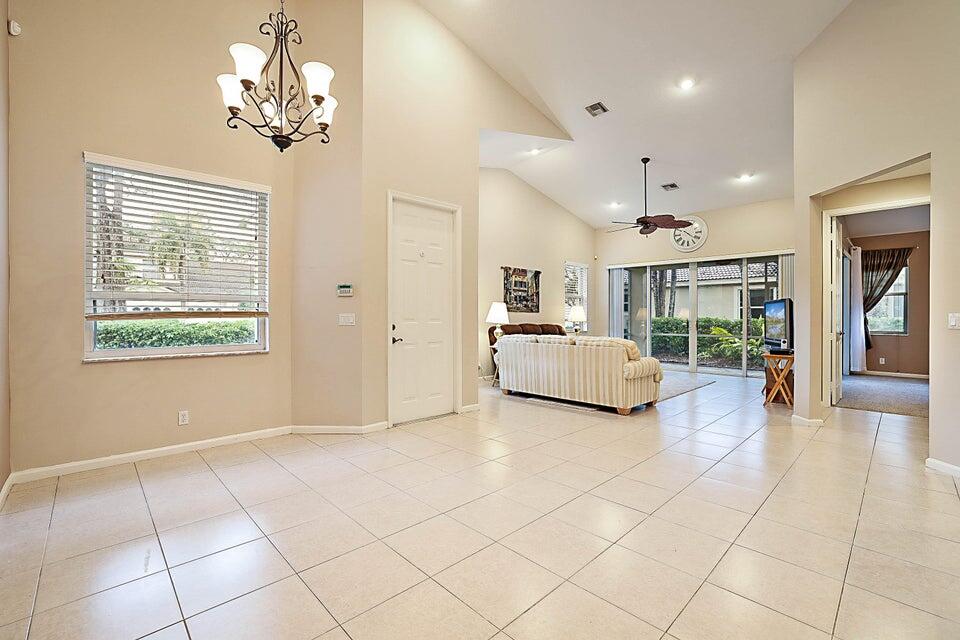 CASTLE PINES - Residential