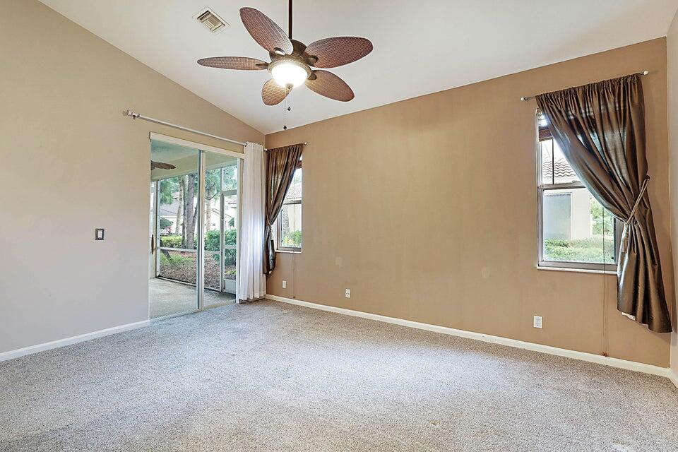 CASTLE PINES - Residential