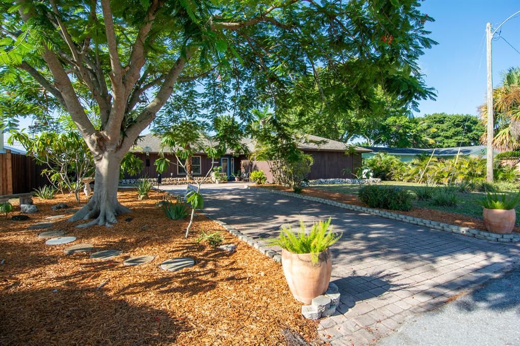 Photo of 1006 NW 13th Ter Terrace Ter, Stuart, FL 34994 (MLS # R10825808)