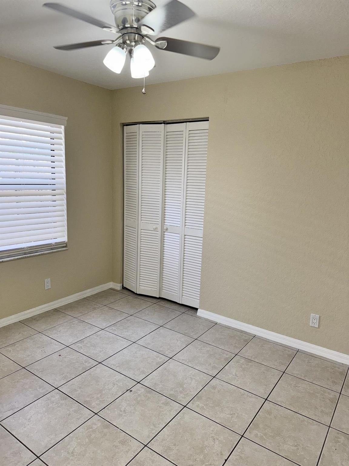 113 Sunrise Avenue 1