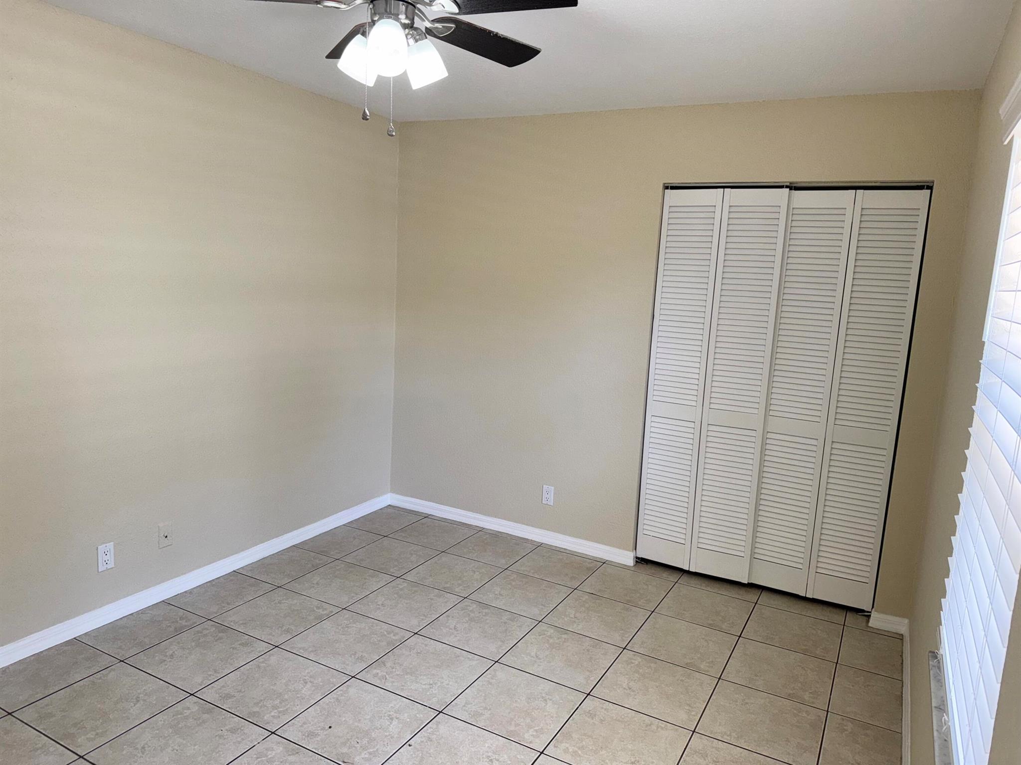 113 Sunrise Avenue 1