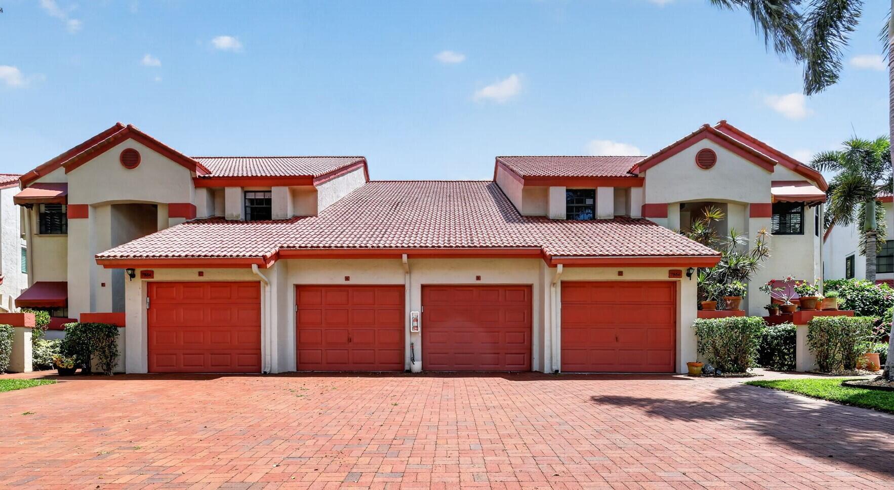 7856 Lexington Club Boulevard B