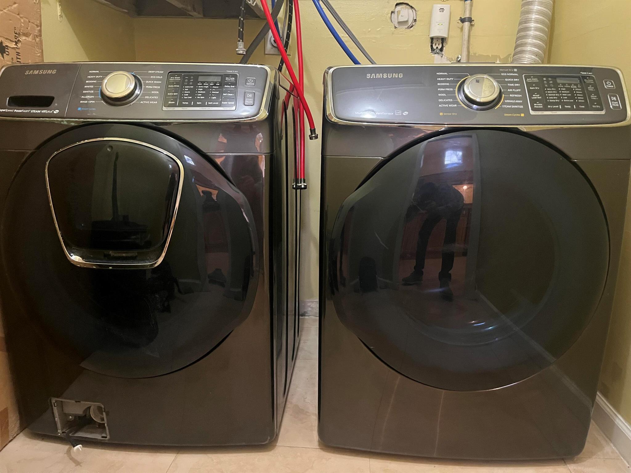 CASTEL GARDENS - Residential Lease