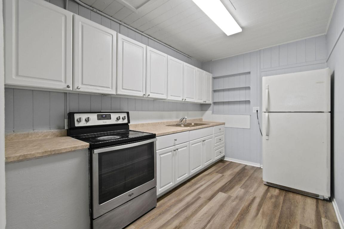 KELSEY CITY - Residential Income