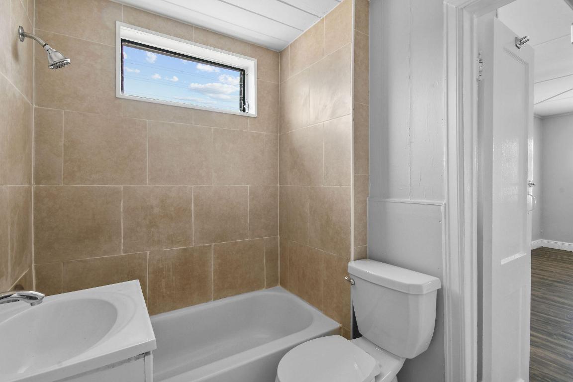 KELSEY CITY - Residential Income