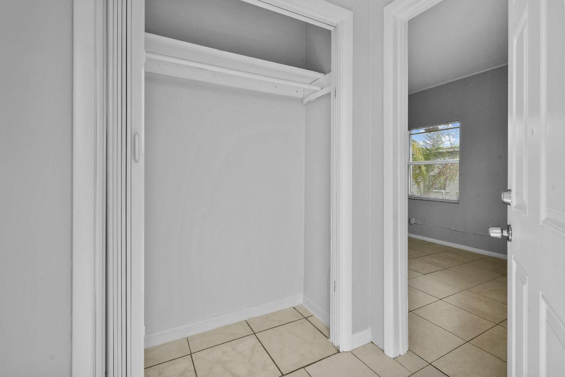 KELSEY CITY - Residential Income