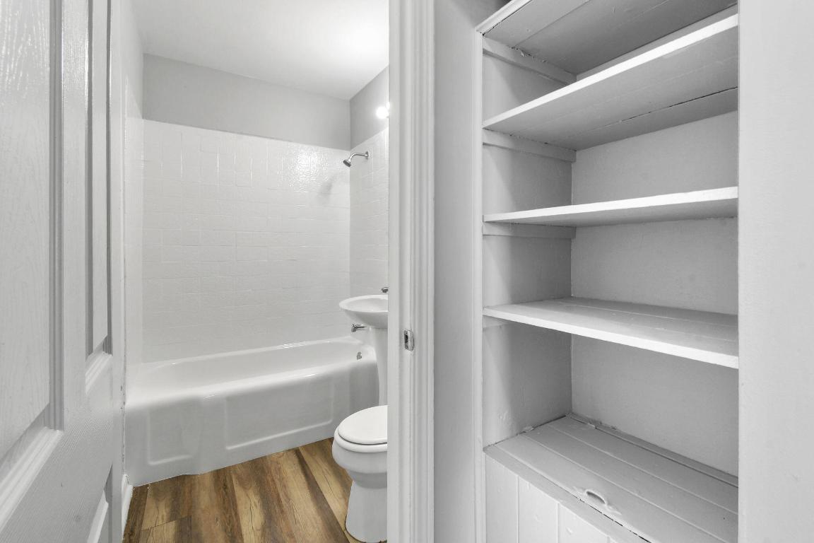 KELSEY CITY - Residential Income