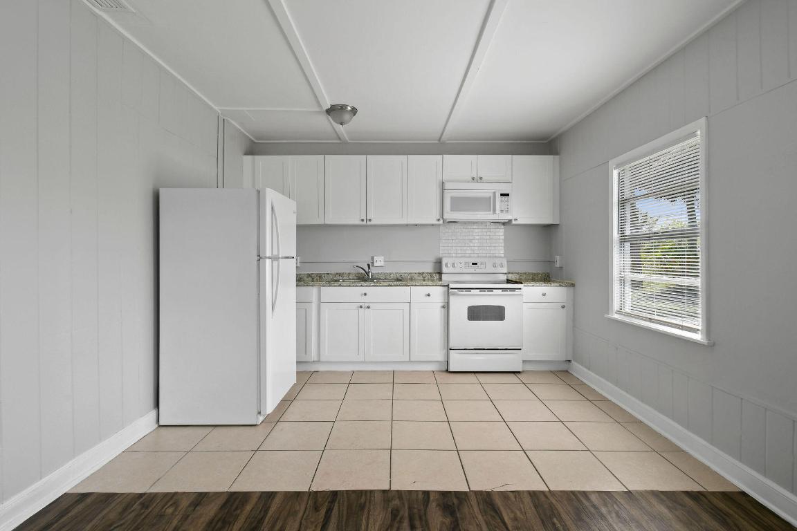 KELSEY CITY - Residential Income