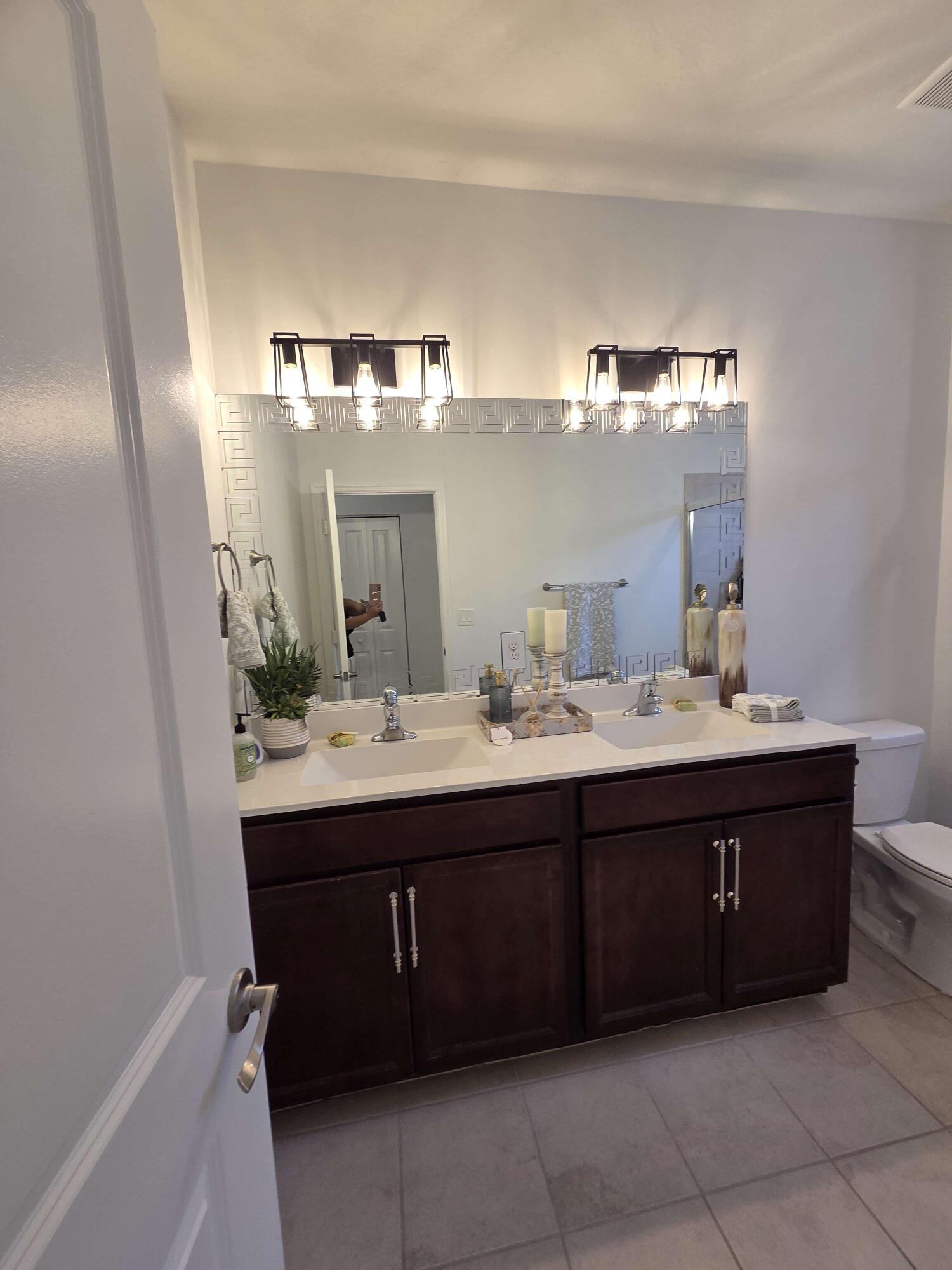 KINGMAN COMMONS - Residential Lease