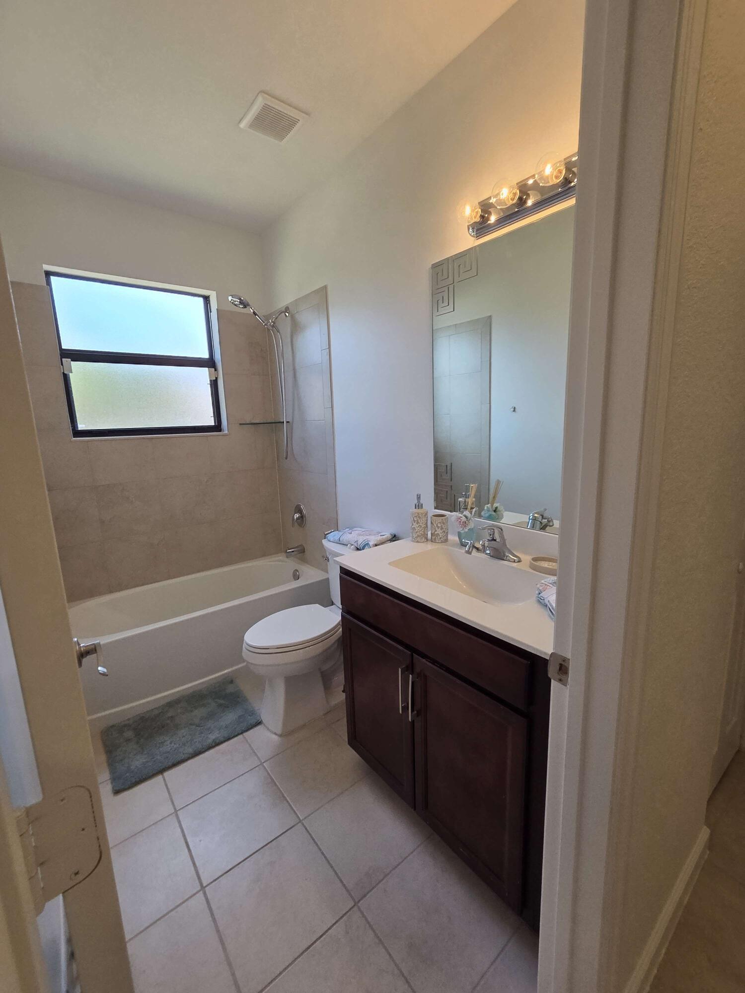 KINGMAN COMMONS - Residential Lease