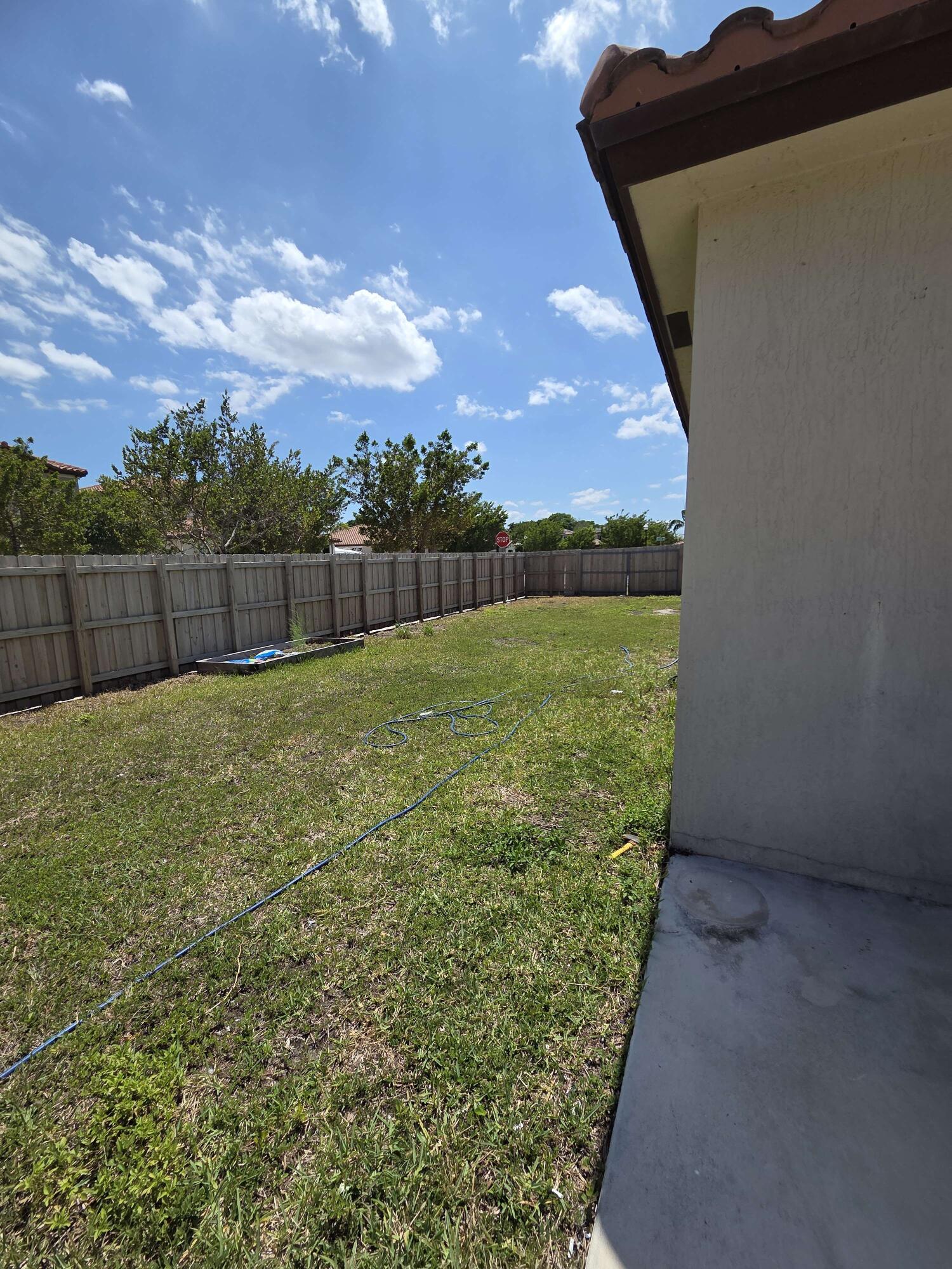 KINGMAN COMMONS - Residential Lease