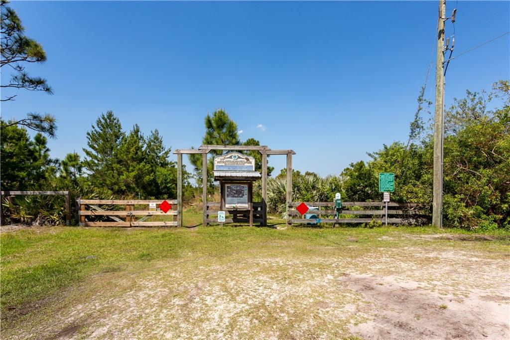 COUNTRY COVE - Residential