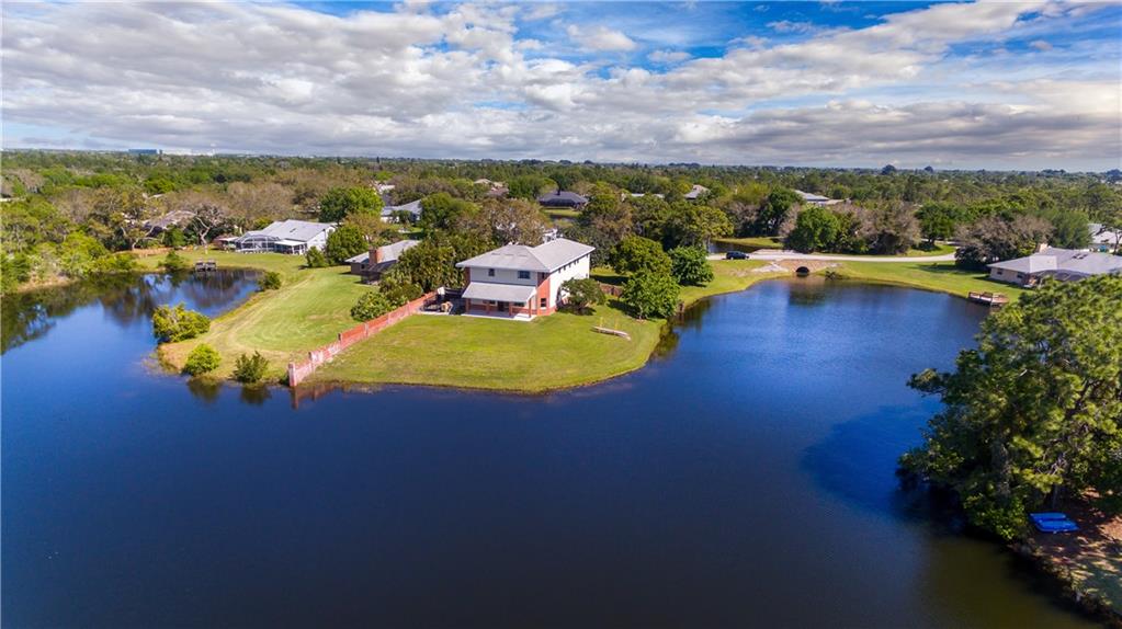 COUNTRY COVE - Residential