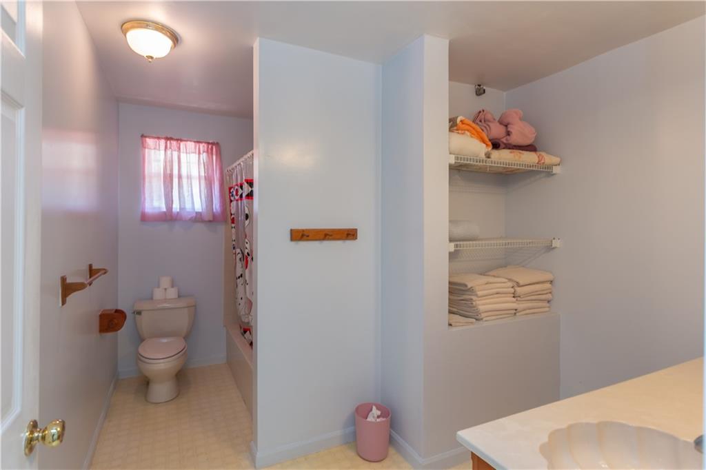 COUNTRY COVE - Residential
