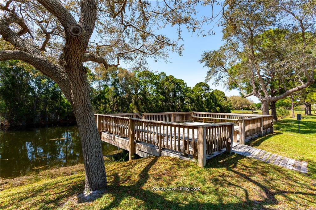 COUNTRY COVE - Residential