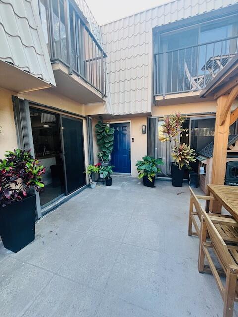 VILLAGE OF SANDALWOOD LAKES SOUTH - Residential